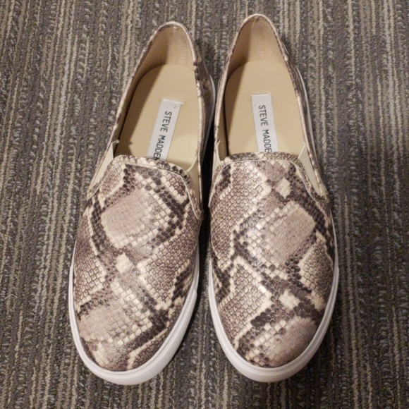 Steve Madden Shoes - Slip-on shoes